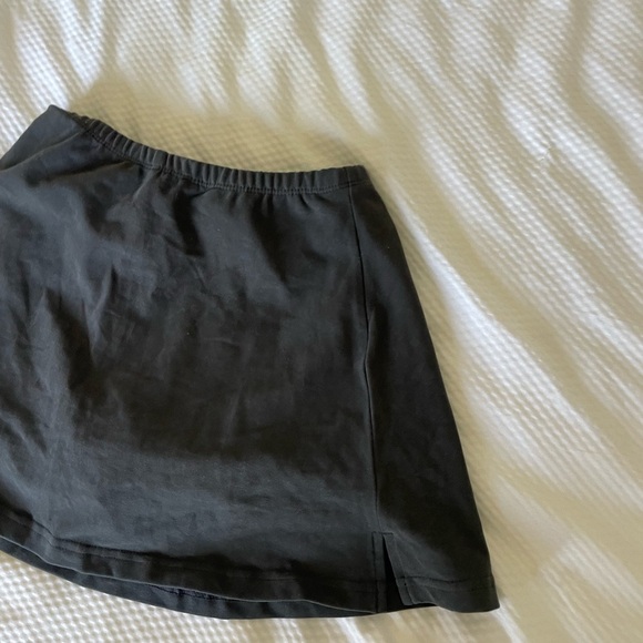 Bo+Tee Classic Black Women's Skort - Picture 2 of 8